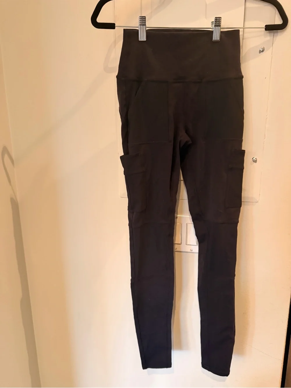 All High-Waist Black Cargo Leggings